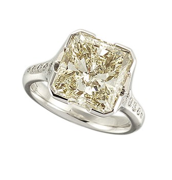 Yellow diamond ring 