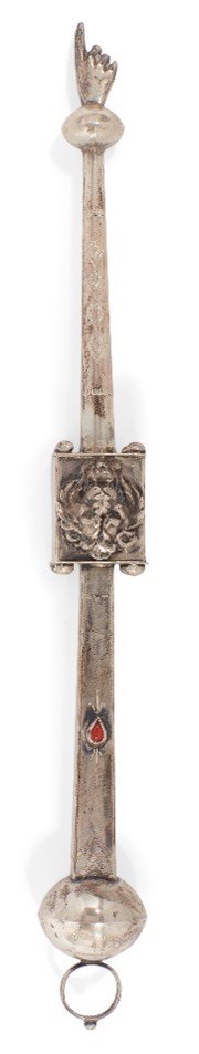 A 19th century Russian provincial silver Torah pointer, yad, Vilnius, c.1860